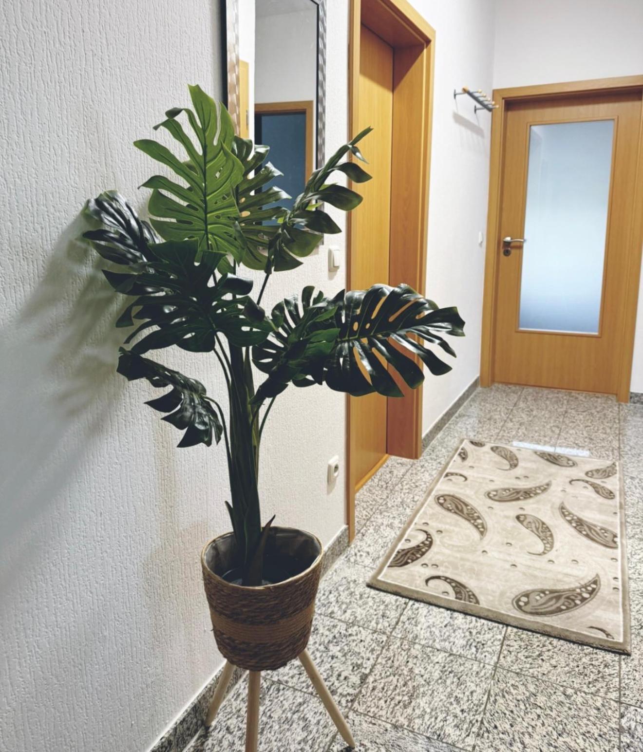 Zentrale Grosse Vollausgestattete Wohnung Fuer Alle Zwecke Perfekt Geeignet Витен Екстериор снимка