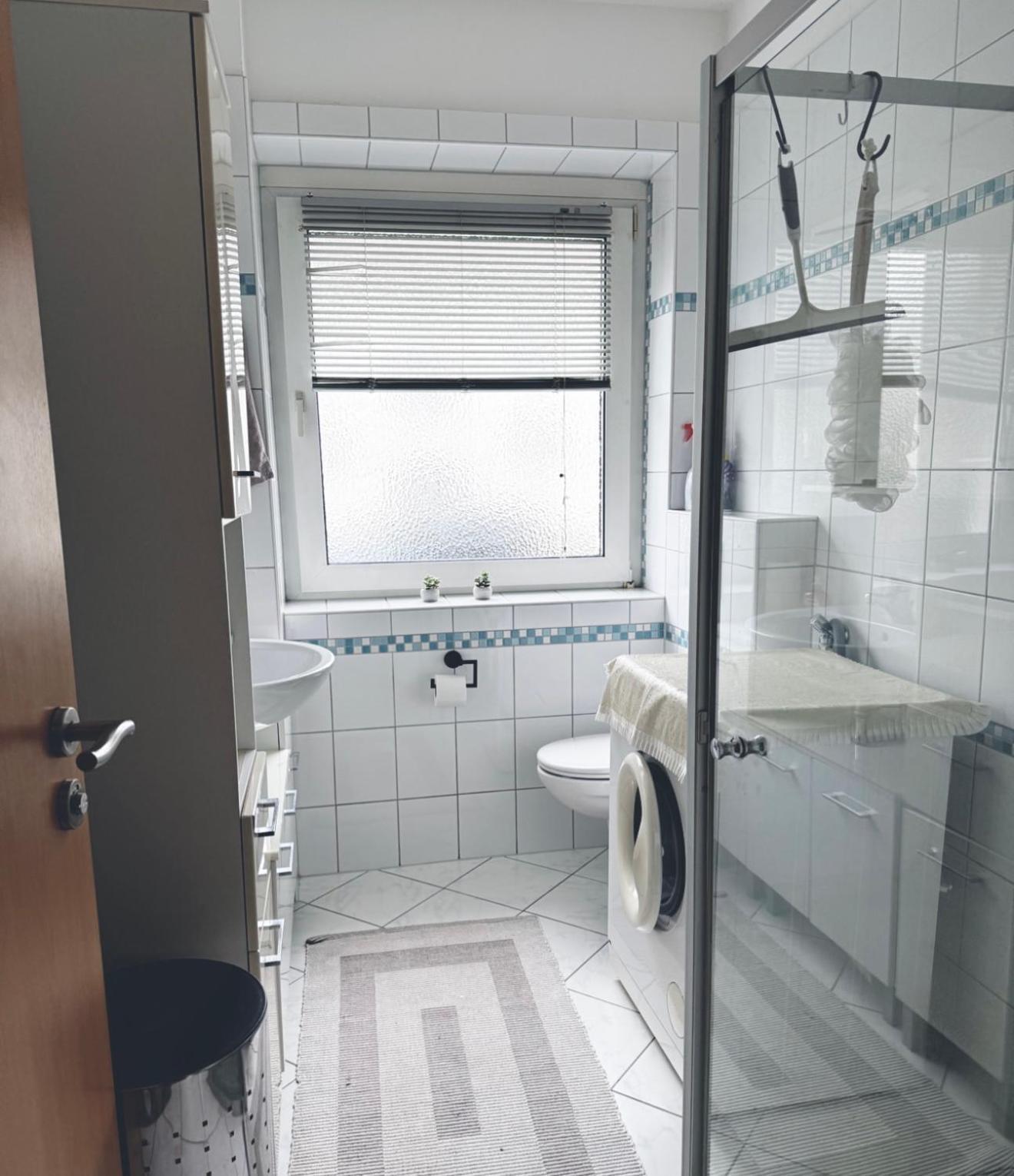 Zentrale Grosse Vollausgestattete Wohnung Fuer Alle Zwecke Perfekt Geeignet Витен Екстериор снимка